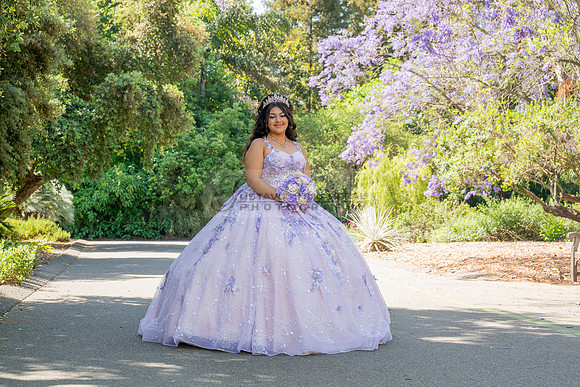Arianna Ravelo quinceañera photoshoot at the Arboretum in Arcadia Ca. by Gustavo Villarreal Photography, 323-633-8283, www.gvphotoandvideo.com