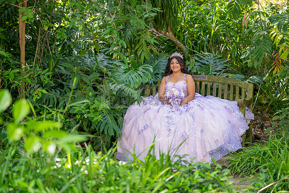 Arianna Ravelo quinceañera photoshoot at the Arboretum in Arcadia Ca. by Gustavo Villarreal Photography, 323-633-8283, www.gvphotoandvideo.com