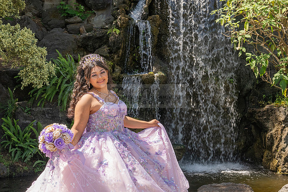 Arianna Ravelo quinceañera photoshoot at the Arboretum in Arcadia Ca. by Gustavo Villarreal Photography, 323-633-8283, www.gvphotoandvideo.com