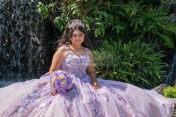 Arianna Ravelo quinceañera photoshoot at the Arboretum in Arcadia Ca. by Gustavo Villarreal Photography, 323-633-8283, www.gvphotoandvideo.com