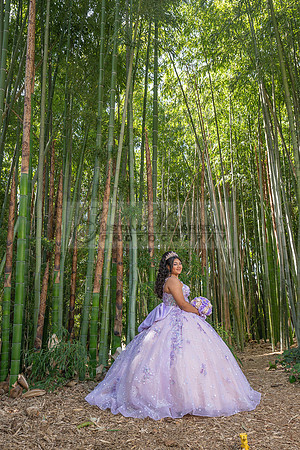 Arianna Ravelo quinceañera photoshoot at the Arboretum in Arcadia Ca. by Gustavo Villarreal Photography, 323-633-8283, www.gvphotoandvideo.com