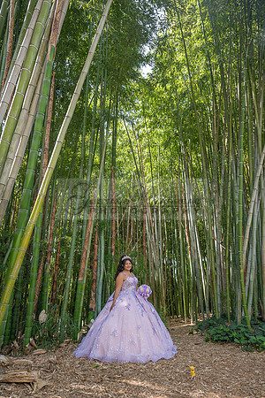 Arianna Ravelo quinceañera photoshoot at the Arboretum in Arcadia Ca. by Gustavo Villarreal Photography, 323-633-8283, www.gvphotoandvideo.com