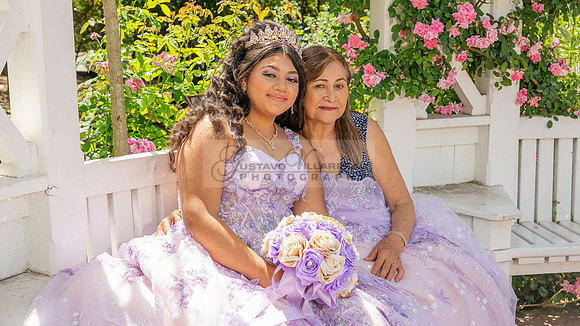 Arianna Ravelo quinceañera photoshoot at the Arboretum in Arcadia Ca. by Gustavo Villarreal Photography, 323-633-8283, www.gvphotoandvideo.com