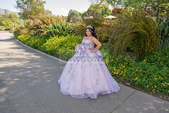 Arianna Ravelo quinceañera photoshoot at the Arboretum in Arcadia Ca. by Gustavo Villarreal Photography, 323-633-8283, www.gvphotoandvideo.com