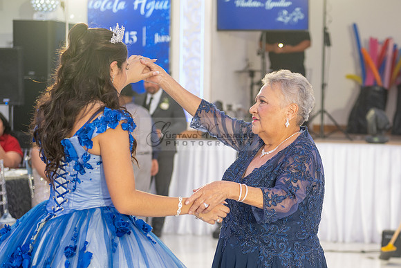 Violeta Noemi quinceanera celebration, photographer , videographer in Hacienda Heights Ca, Montebello Ca, Gustavo Villarreal Photography, 323-633-8283, www.gvphotoandvideo.com