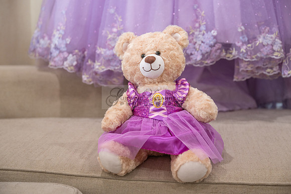 Leah Torres quinceanera celebration, reception, photography, videography, reception, Quiet Cannon Banquet Hall in the city of Montebello Ca, Gustavo Villarreal photographer, 323-633-8283, www.gvphotoa