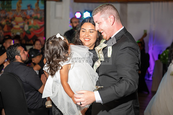 Ariel and Maricruz wedding ceremony, reception at The Queen Mary in Long Beach Ca, Gustavo Villarreal Photographer, videographer, 323-633-8283, www.gvphotoandvideo.com