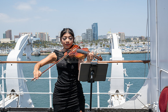 Ariel and Maricruz wedding ceremony, reception at The Queen Mary in Long Beach Ca, Gustavo Villarreal Photographer, videographer, 323-633-8283, www.gvphotoandvideo.com