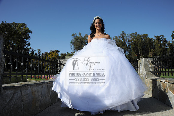 Mariah Quinceanera photoshoot, photographer, videographer, weddings, sweet 16 at Friendly Hills Country Club in Whittier Ca. 323-633-8283
