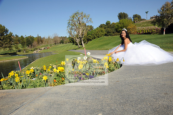 Mariah Quinceanera photoshoot, photographer, videographer, weddings, sweet 16 at Friendly Hills Country Club in Whittier Ca. 323-633-8283