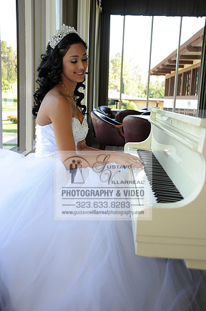 Mariah Quinceanera photoshoot, photographer, videographer, weddings, sweet 16 at Friendly Hills Country Club in Whittier Ca. 323-633-8283