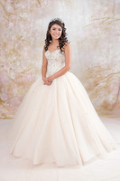 Hailey Lara Quinceaneras, Sweet sixteens, Weddings, family portraits photography and video in Montebello Ca, www.gustavovillarreal.com, 323-633-8283