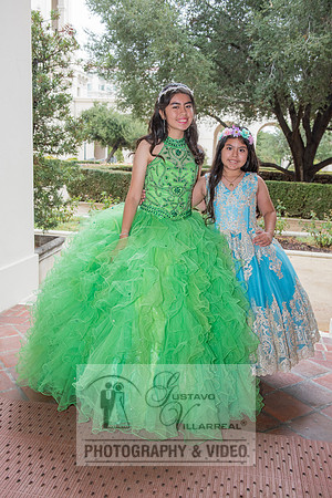 Diana Cordava-quinceanera-sweetsixteens-weddings-family-portrait