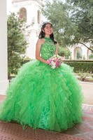 Diana Cordava-quinceanera-sweetsixteens-weddings-family-portrait