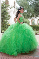 Diana Cordava-quinceanera-sweetsixteens-weddings-family-portrait