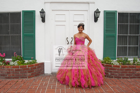 quinceaneras pictures in the Montebello City park, (323) 633-828