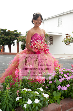 quinceaneras pictures in the Montebello City park, (323) 633-828