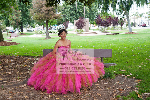 quinceaneras pictures in the Montebello City park, (323) 633-828