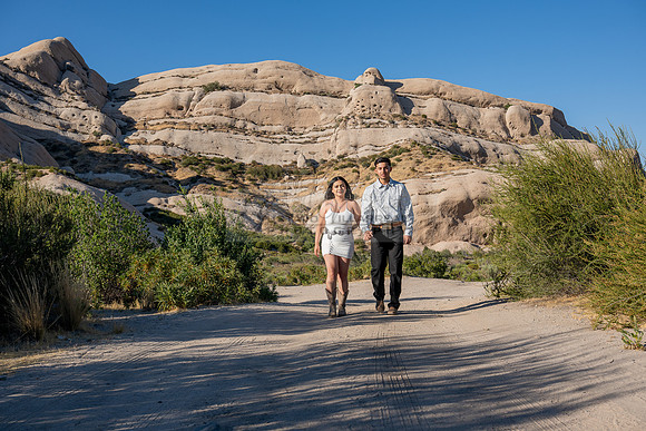 Steven and Genesis engagement photo session at Phelan Ca, weddings, quinceaneras by Gustavo Villarreal Photographer, videographer, 323-633-8283