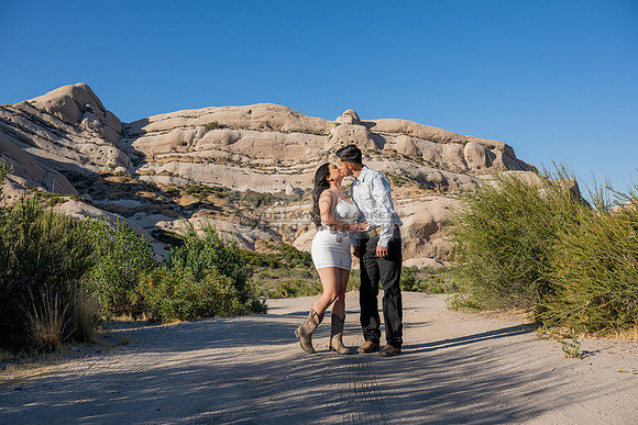 Steven and Genesis engagement photo session at Phelan Ca, weddings, quinceaneras by Gustavo Villarreal Photographer, videographer, 323-633-8283