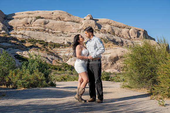 Steven and Genesis engagement photo session at Phelan Ca, weddings, quinceaneras by Gustavo Villarreal Photographer, videographer, 323-633-8283
