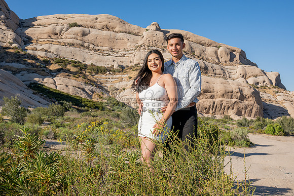Steven and Genesis engagement photo session at Phelan Ca, weddings, quinceaneras by Gustavo Villarreal Photographer, videographer, 323-633-8283