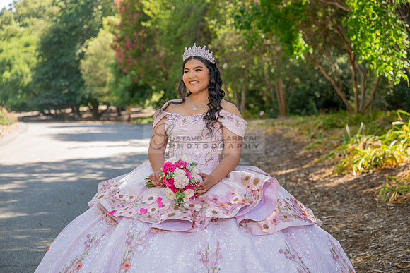 Sofia Mia quinceañera photos, videos, session, at Los Ageles Arboretum and Botanic Garden in Arcadia Ca, Gustavo Villarreal photographer, videographer, 323-633-8283, www.gvphotoandvideo.com
