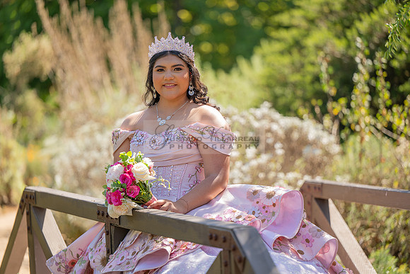 Sofia Mia quinceañera photos, videos, session, at Los Ageles Arboretum and Botanic Garden in Arcadia Ca, Gustavo Villarreal photographer, videographer, 323-633-8283, www.gvphotoandvideo.com
