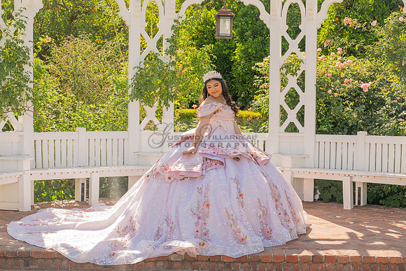 Sofia Mia quinceañera photos, videos, session, at Los Ageles Arboretum and Botanic Garden in Arcadia Ca, Gustavo Villarreal photographer, videographer, 323-633-8283, www.gvphotoandvideo.com