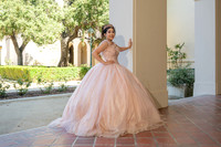 Grace Navarrete sweet 16 photo session at historic place in Pasadena California, Gustavo Villarreal Photographer, videographer, 323-633-8283, www.gvphotoandvideo.com
