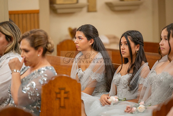 Mariajose quinceanera celebration, ceremony reception at Luminarias Restaurant in Monterey Park Ca, Gustavo Villarreal Photographer, videographer, 323-633-8283, www.gustavovillarreal.com