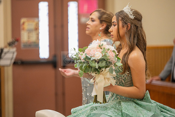 Mariajose quinceanera celebration, ceremony reception at Luminarias Restaurant in Monterey Park Ca, Gustavo Villarreal Photographer, videographer, 323-633-8283, www.gustavovillarreal.com