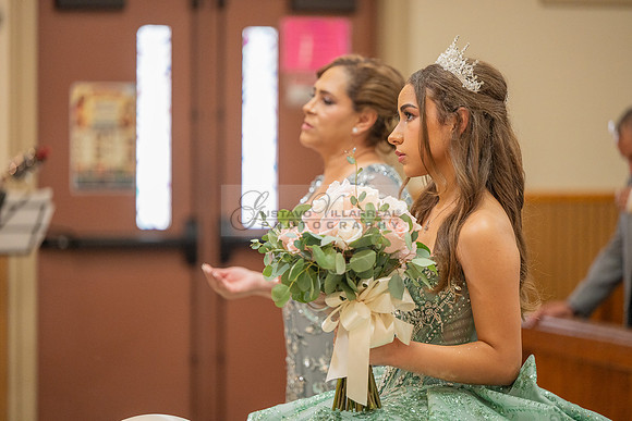 Mariajose quinceanera celebration, ceremony reception at Luminarias Restaurant in Monterey Park Ca, Gustavo Villarreal Photographer, videographer, 323-633-8283, www.gustavovillarreal.com