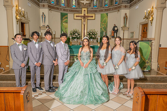 Mariajose quinceanera celebration, ceremony reception at Luminarias Restaurant in Monterey Park Ca, Gustavo Villarreal Photographer, videographer, 323-633-8283, www.gustavovillarreal.com