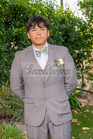 Mariajose quinceanera celebration, ceremony reception at Luminarias Restaurant in Monterey Park Ca, Gustavo Villarreal Photographer, videographer, 323-633-8283, www.gustavovillarreal.com