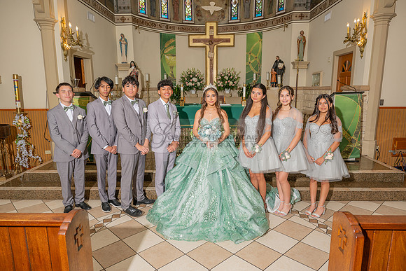 Mariajose quinceanera celebration, ceremony reception at Luminarias Restaurant in Monterey Park Ca, Gustavo Villarreal Photographer, videographer, 323-633-8283, www.gustavovillarreal.com