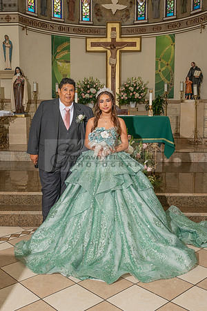 Mariajose quinceanera celebration, ceremony reception at Luminarias Restaurant in Monterey Park Ca, Gustavo Villarreal Photographer, videographer, 323-633-8283, www.gustavovillarreal.com
