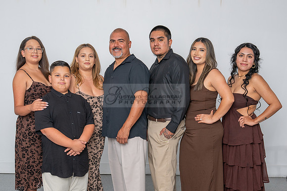 Jason family portraits in Whittier Ca, Gustavo Villarreal Photography, 323-633-8283, www.gvphotoandvideo.com