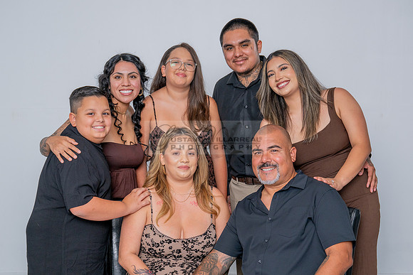 Jason family portraits in Whittier Ca, Gustavo Villarreal Photography, 323-633-8283, www.gvphotoandvideo.com
