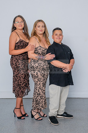 Jason family portraits in Whittier Ca, Gustavo Villarreal Photography, 323-633-8283, www.gvphotoandvideo.com