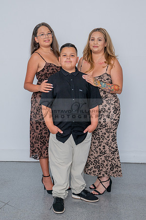 Jason family portraits in Whittier Ca, Gustavo Villarreal Photography, 323-633-8283, www.gvphotoandvideo.com