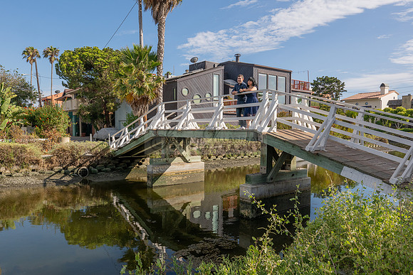 Karina and Raul engagement photos session, wedding photos at Venice Canals in Venice Beach California, Photography and videography by Gustavo Villarreal photographer, 323-633-8283, www.gvphotoandvideo