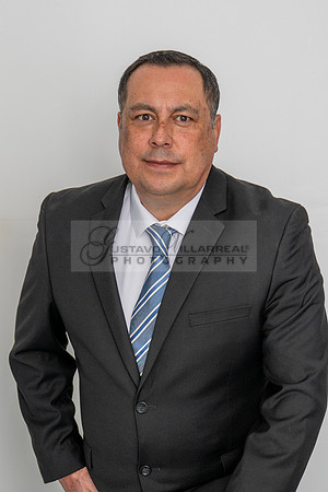 Jose Mireles Business Headshots, corporate, realtor, in Whittier California, Gustavo Villarreal photography, 323-633-8283