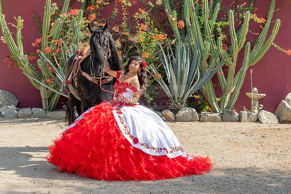 Sabrina Ai Crescencio quinceanera photoshoot photo, video en caballos, Duarte Ca, 323-633-8283, www.gvphotoandvideo.com