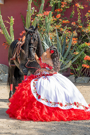 Sabrina Ai Crescencio quinceanera photoshoot photo, video en caballos, Duarte Ca, 323-633-8283, www.gvphotoandvideo.com