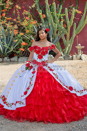 Sabrina Ai Crescencio quinceanera photoshoot photo, video en caballos, Duarte Ca, 323-633-8283, www.gvphotoandvideo.com