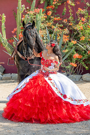 Sabrina Ai Crescencio quinceanera photoshoot photo, video en caballos, Duarte Ca, 323-633-8283, www.gvphotoandvideo.com
