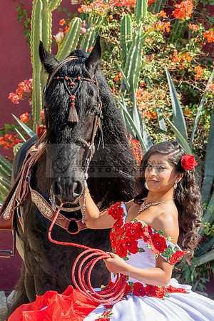 Sabrina Ai Crescencio quinceanera photoshoot photo, video en caballos, Duarte Ca, 323-633-8283, www.gvphotoandvideo.com