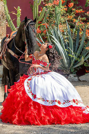 Sabrina Ai Crescencio quinceanera photoshoot photo, video en caballos, Duarte Ca, 323-633-8283, www.gvphotoandvideo.com