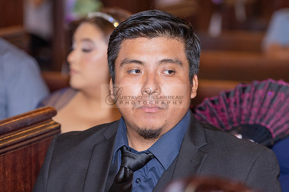 Amy Lopez quinceanera event celebration in Los Angeles Ca, photography and videography by Gustavo Villarreal. 323-633-8283, www.gvphotoandvideo.com